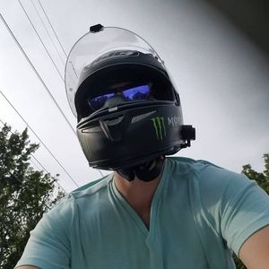 Meet your Posher, Justin